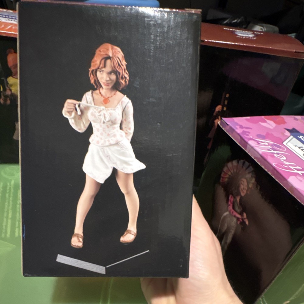 Qm, mini masters firefly figure set