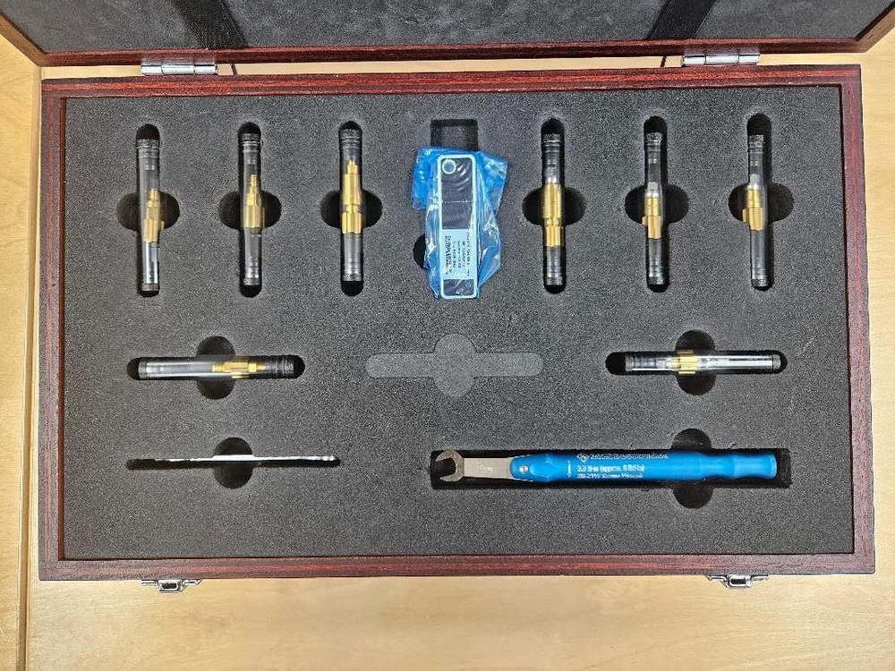 ZV-Z270 Network Analyzer Calibration Kit (50 OHM) Rohde & Schwarz