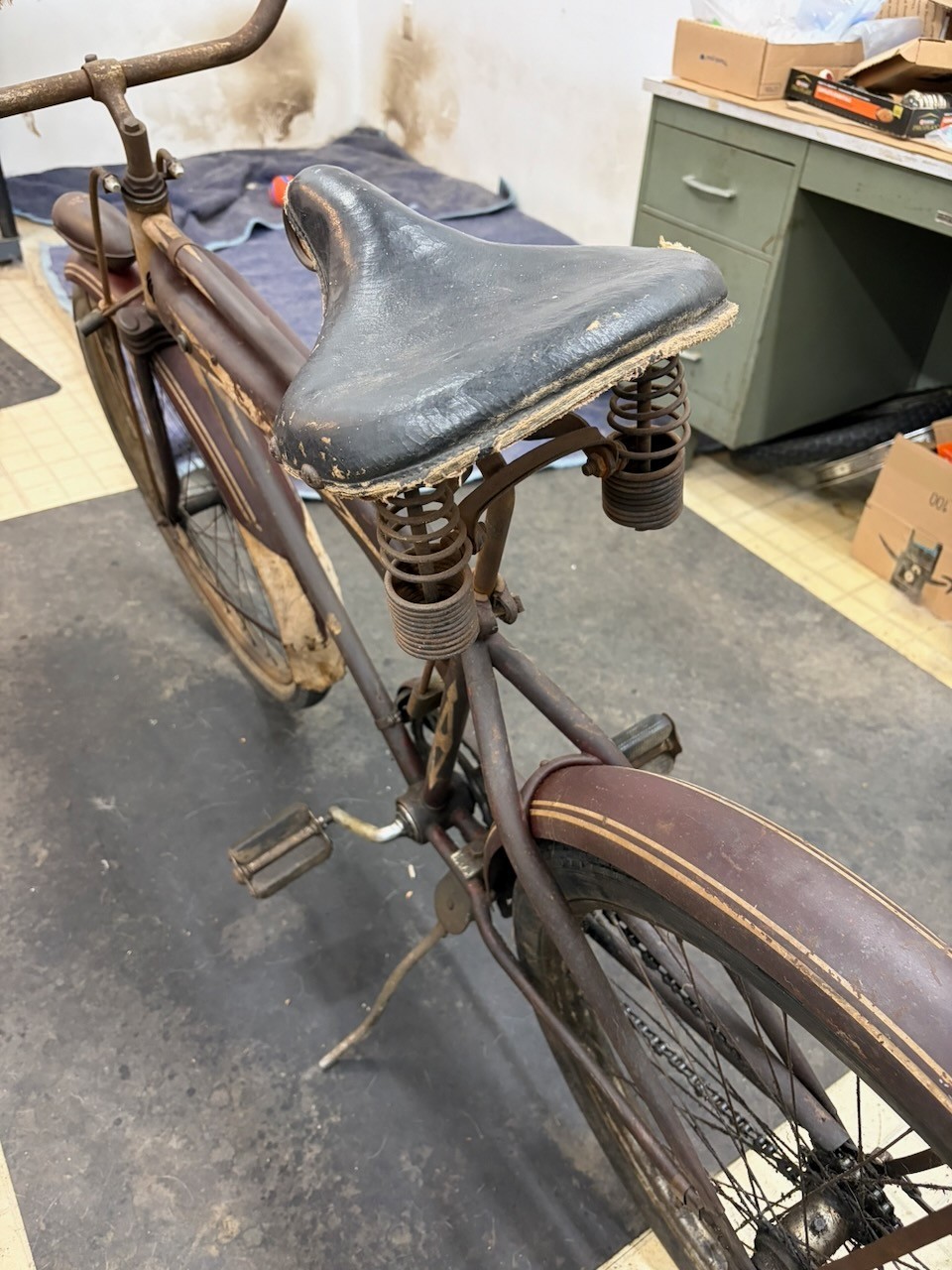 Rollfast RARE! Prewar Mens Bicycle Hanging Tank & Mouse Taillight Zep?