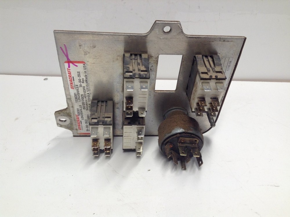 2008-2027 Peterbilt 384 IGNITION Dash Panel - Used