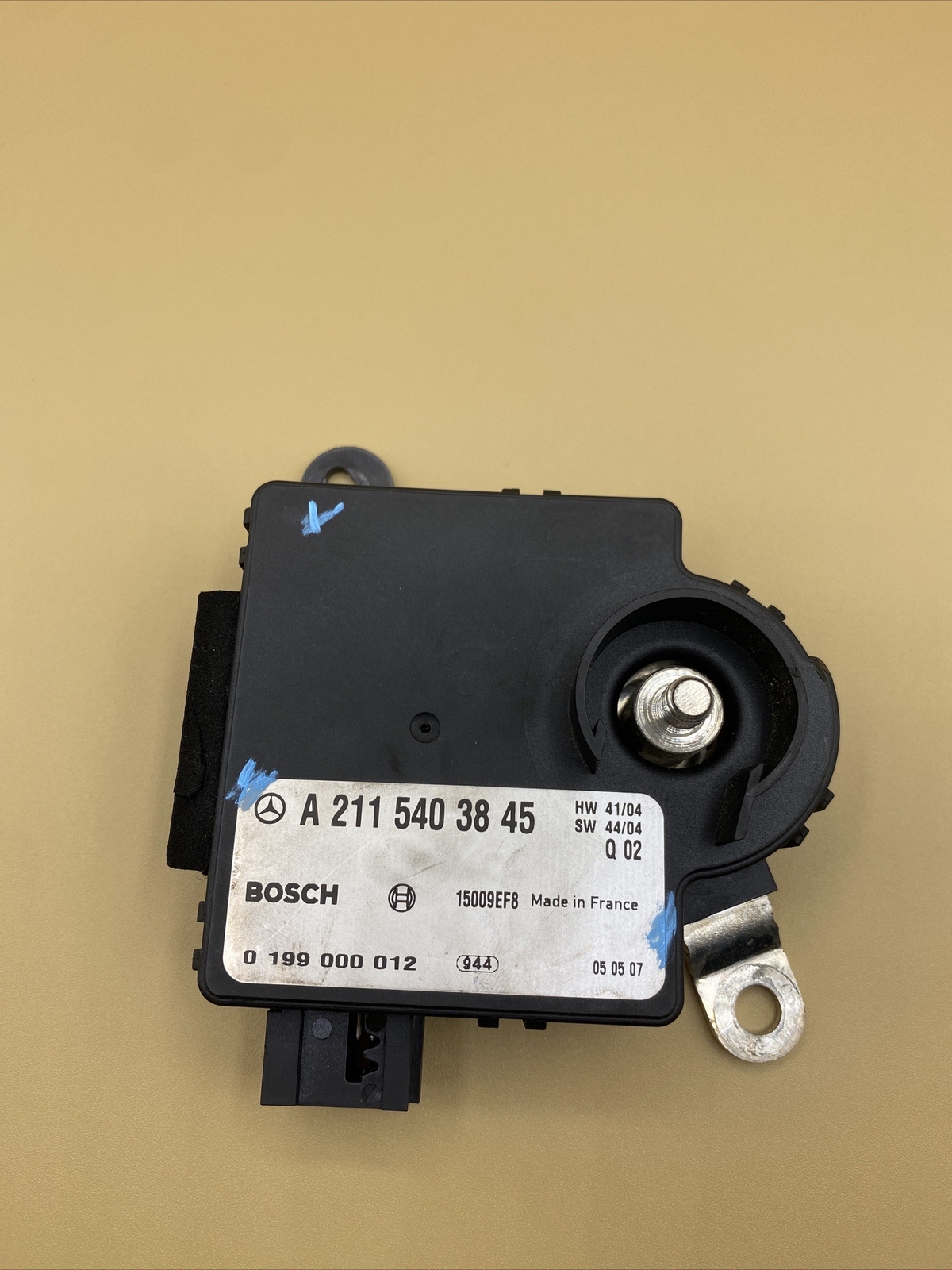 03-07 Mercedes W211 W219 CLS500 E550 CLS500 Trunk Battery Control Module OEM