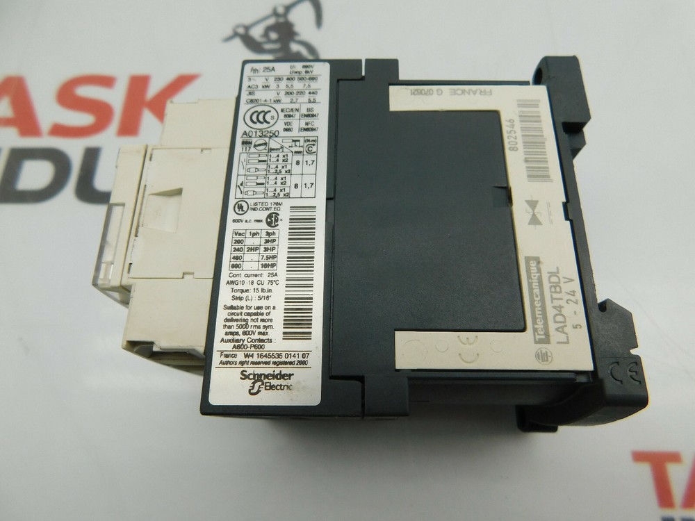 Telemecanique LC1D12BD Contactor 24V