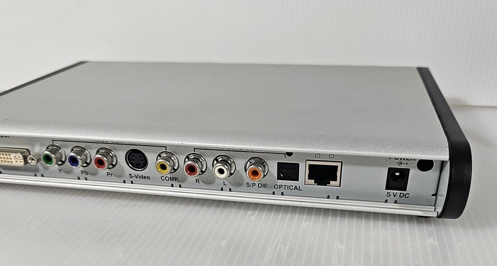 Leviton DP210 Structured Media Digital Player w Remote Control