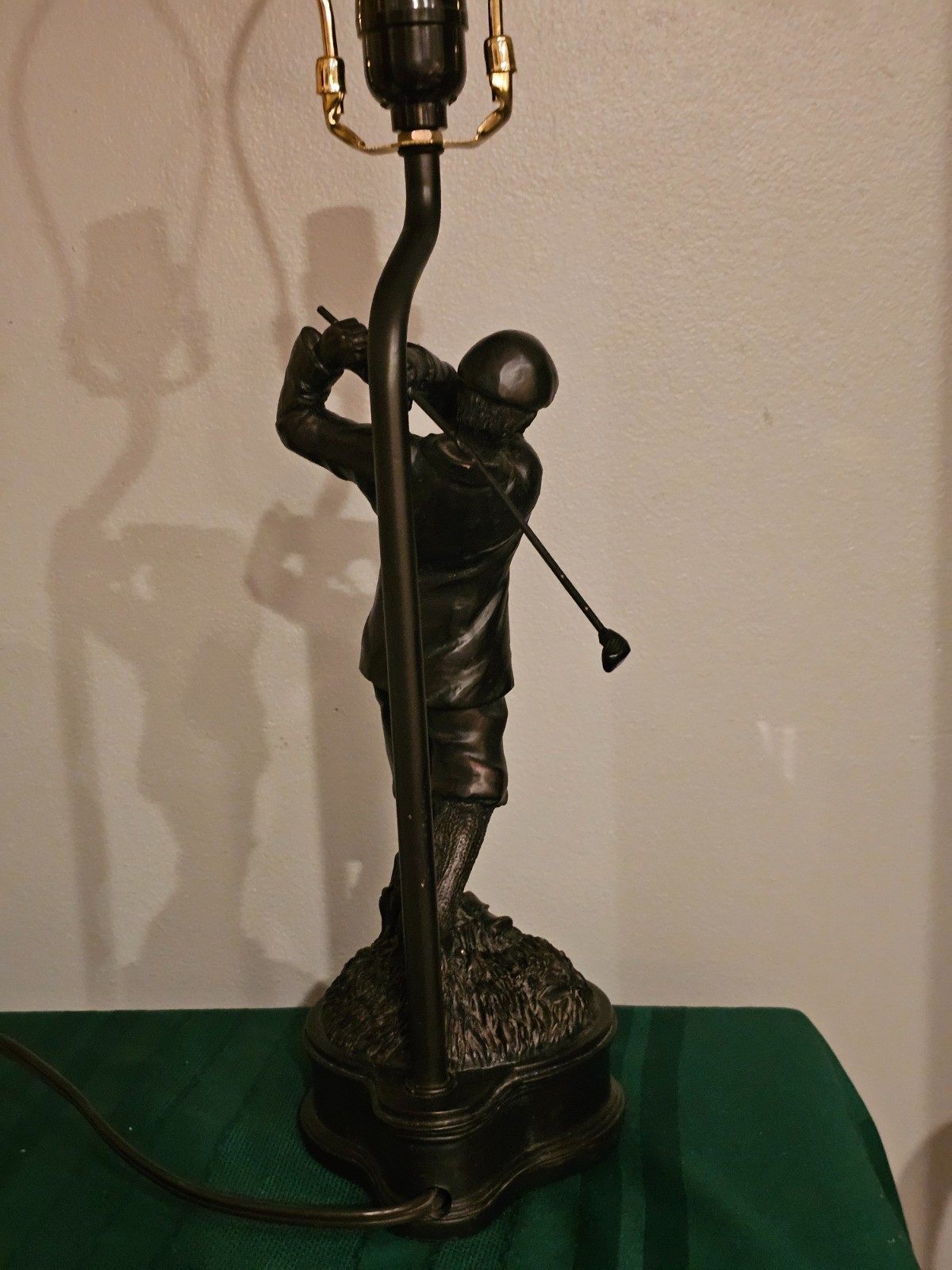 Vtg Heavy Bronze Figural Golfer Desk Lamp 24"