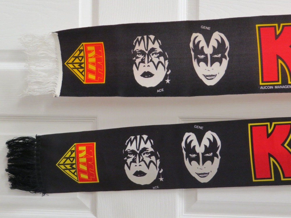 KISS OFFICIAL 1981 SCARF SET OF 2 WITH ERIC CARR AUCOIN AUSTRALIA & EUROPE RARE!