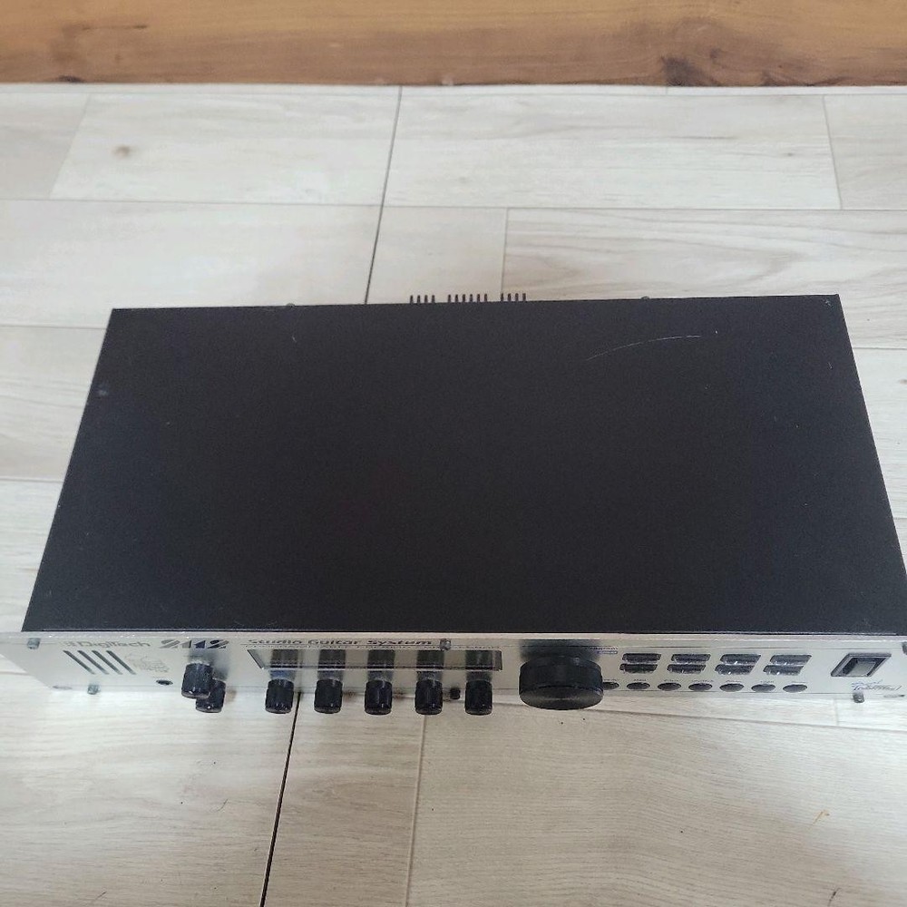 Digitech GSP2112 CONTROL ONE with foot
