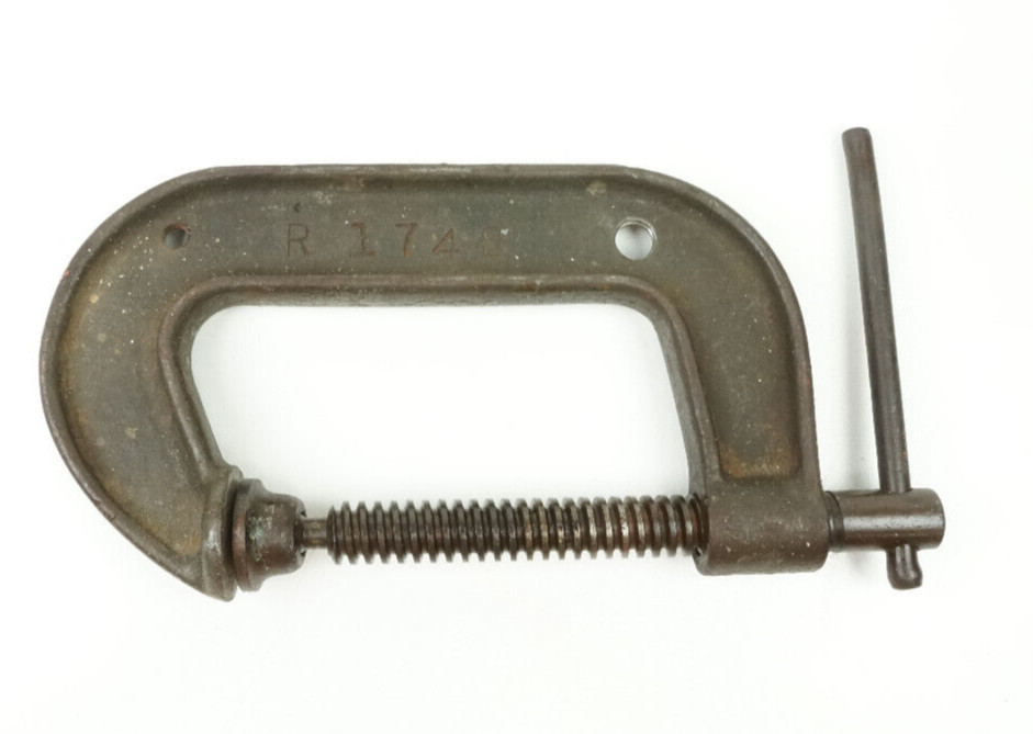 Vintage Circle P 3" C Clamp