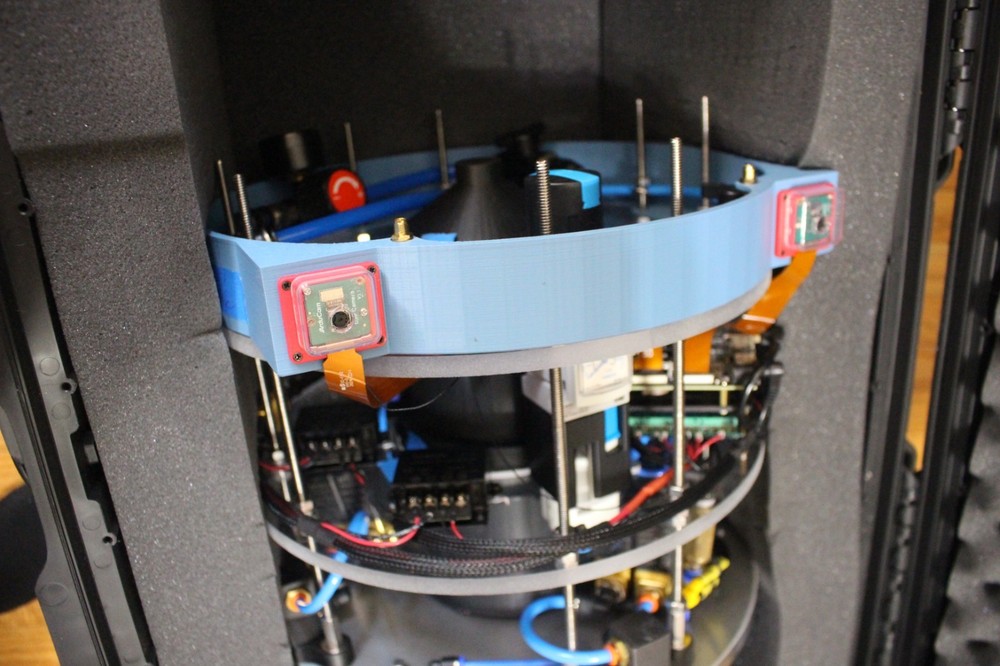 INTERNAL MECHANISM CIRCULAR ROBOT STRUCTURE CHASSIS ACTUATOR SENSOR ELECTRONIC