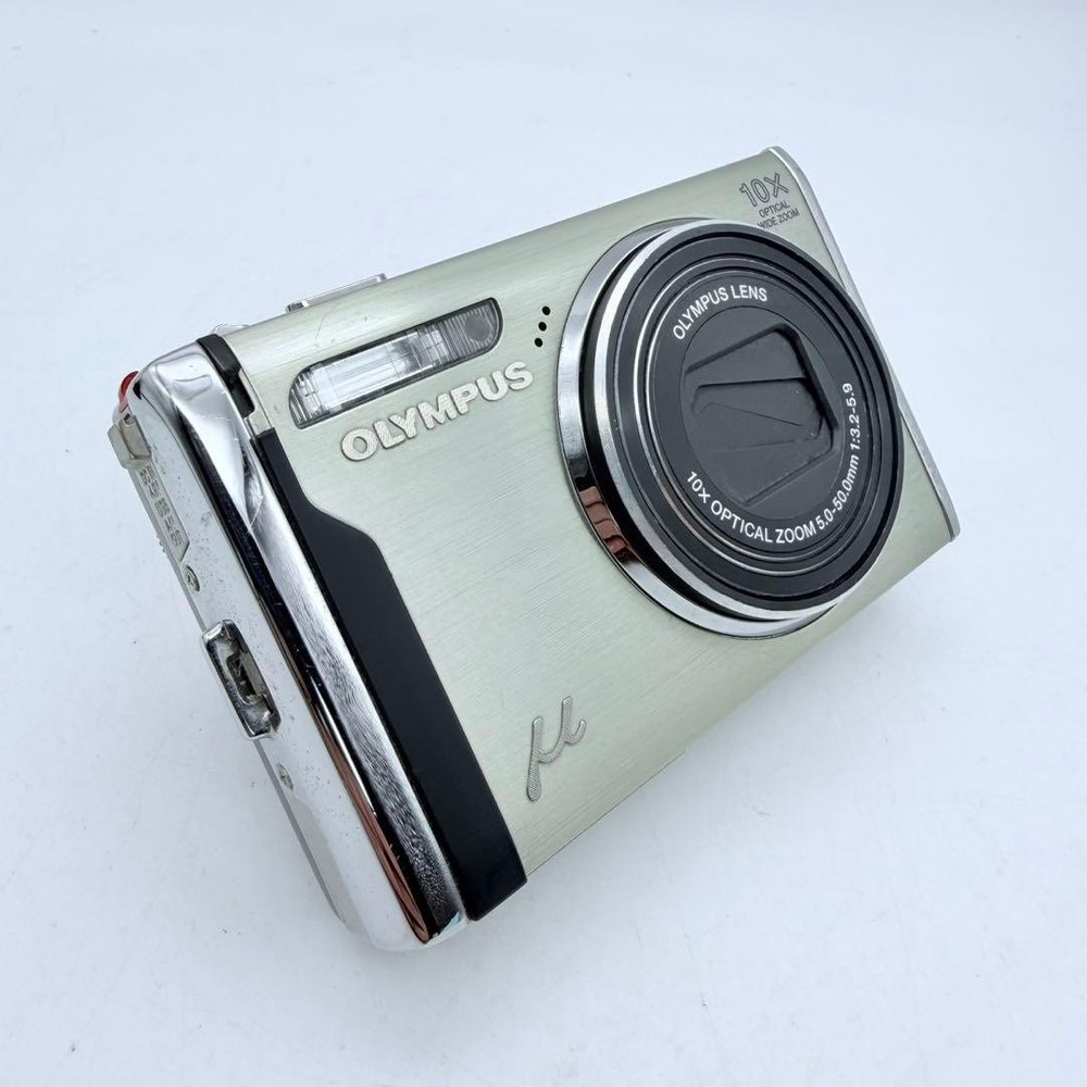 OLYMPUS μ-9000 Compact Digital Camera Tested Excellent Condition