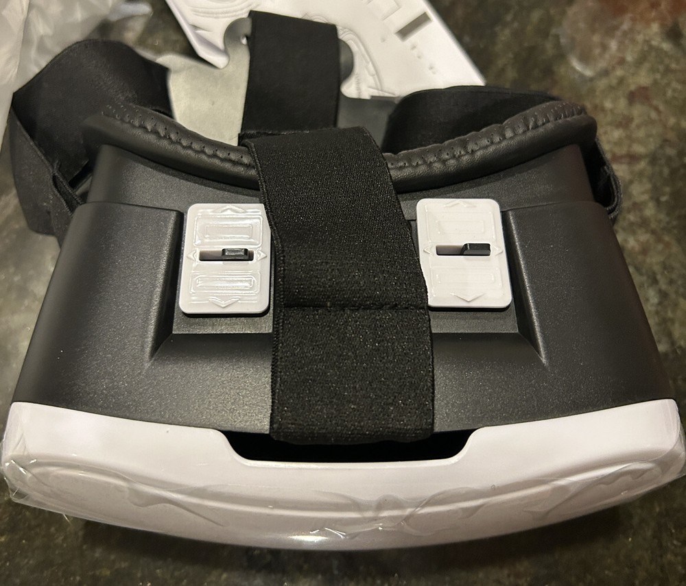 ONN Mobile VR Virtual Reality Smartphone Headset - Blue