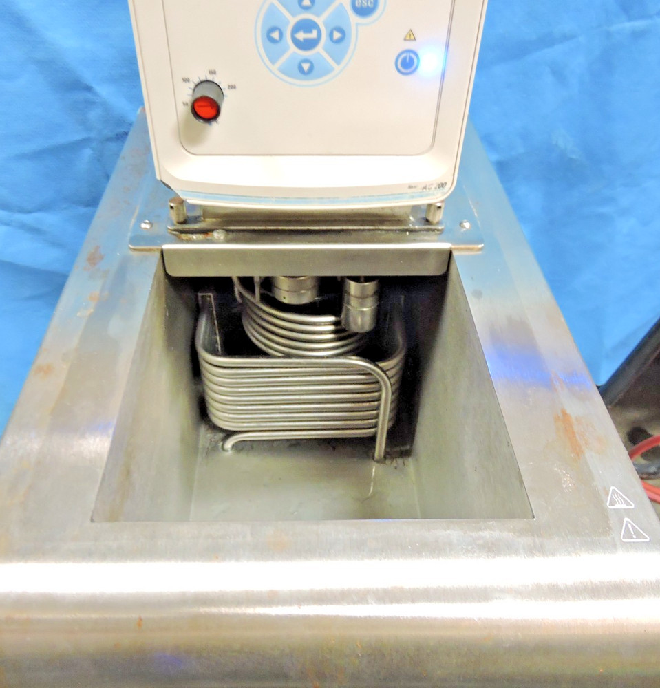 Thermo Haake A25 Chiller Recirculating Bath / AC200 Controller with Hoses / 230V