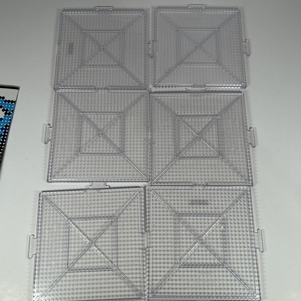 Perler DC BATMAN Beads & Pattern Kit #80-11104