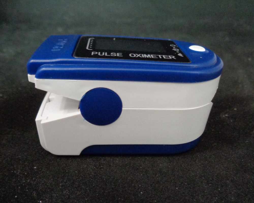 Fingertip Pulse Oximeter - LK88