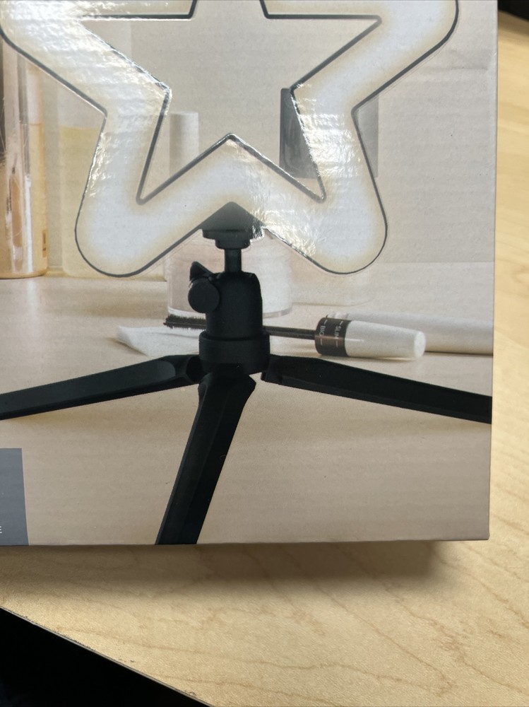 Brookstone 8 Inch Star Ring Light