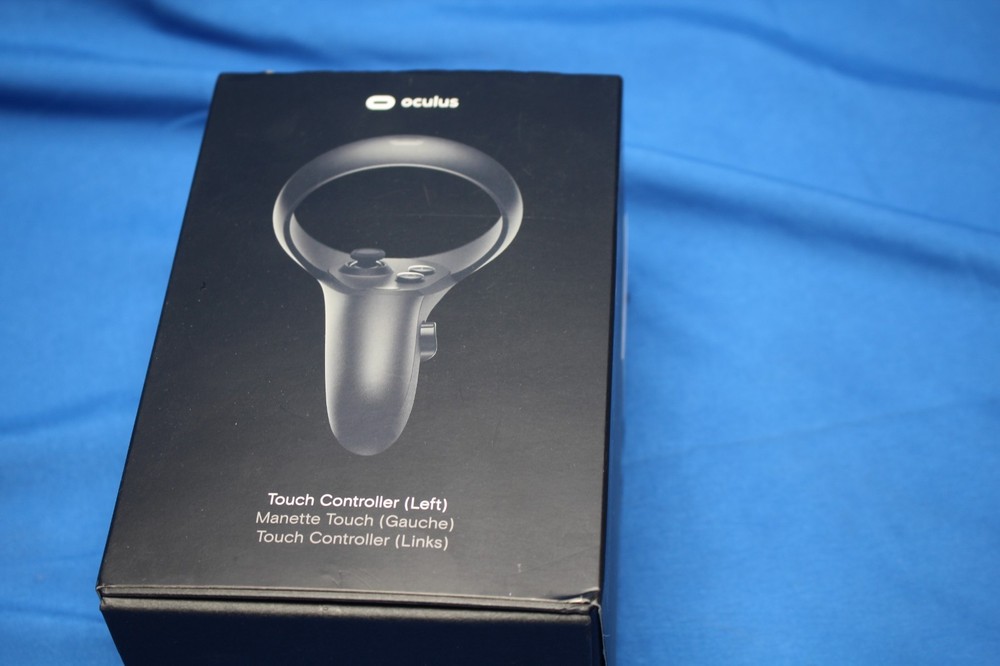 NEW Genuine Oculus Touch Controller LEFT Hand Black Compatible Rift S / Quest 1