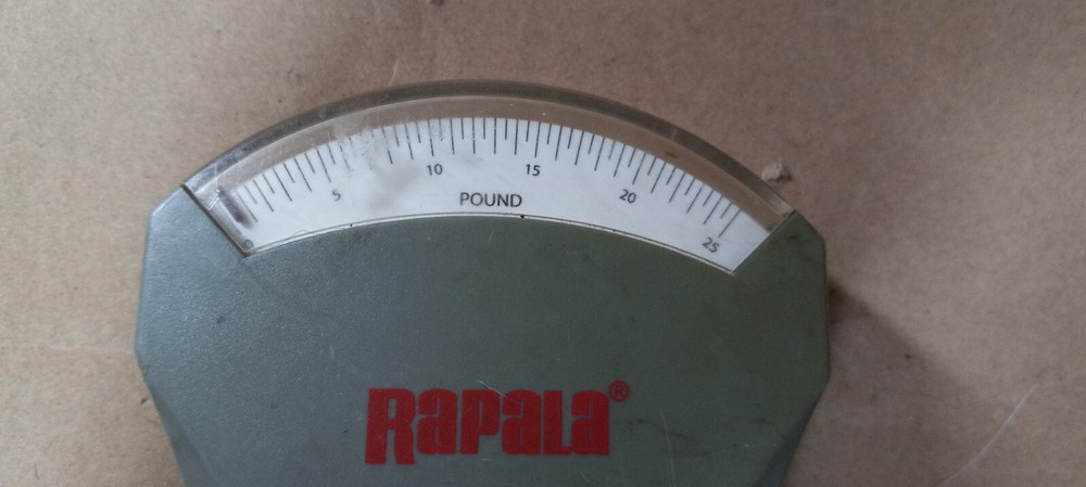 Rapala 25 Pound Scale - Used