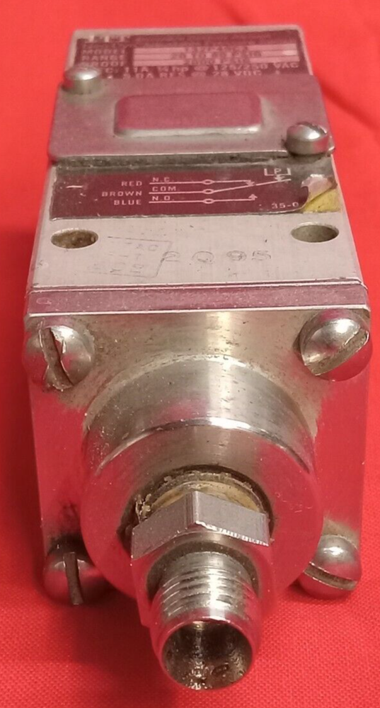 ITT AEROSPACE CONTROLS DIVISION NEO-DYN ADJUSTABLE PRESSURE SWITCH 132P49C3