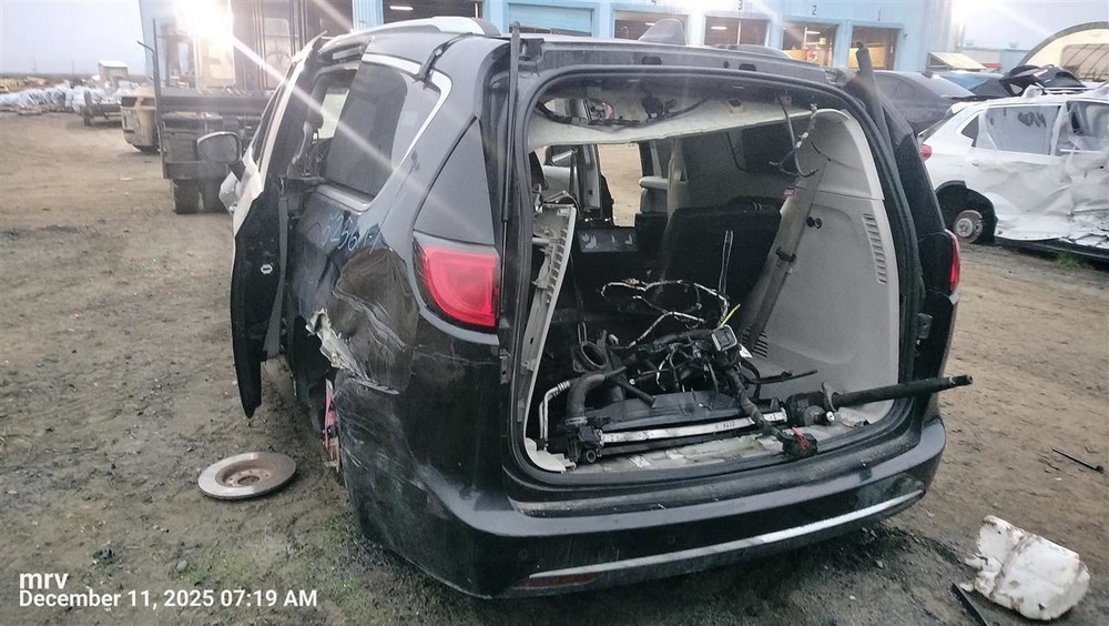 CONTROL PANEL OEM 2020 CHRYSLER PACIFICA 1YR WRNTY