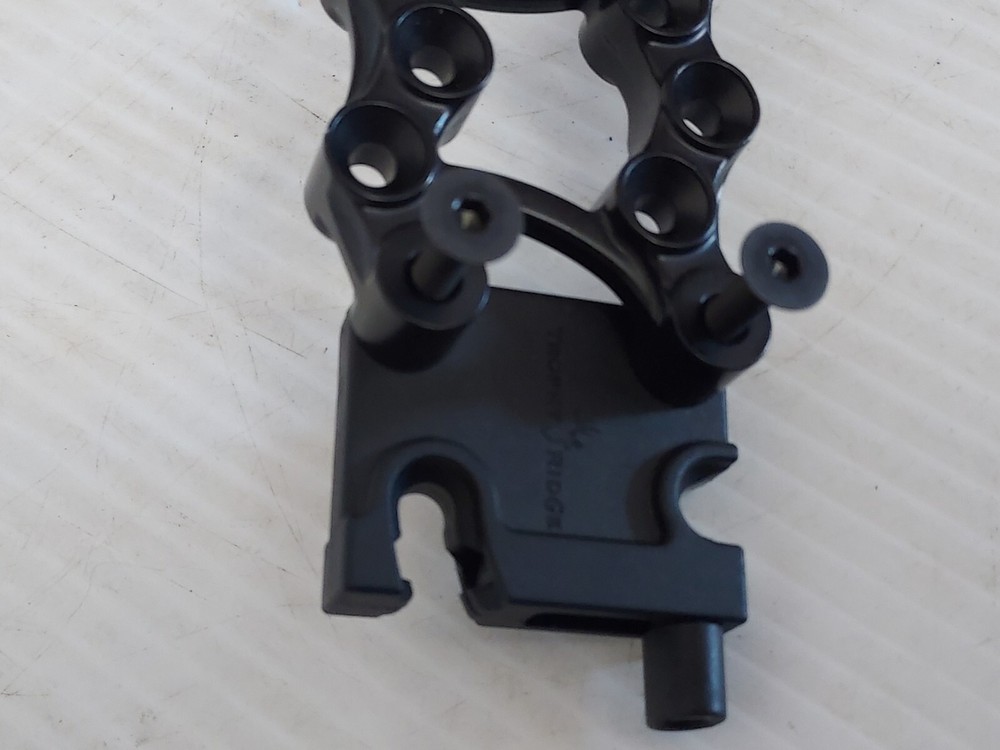 New Trophy Ridge Hotwire 3 Pin Bow Sight- Right Hand - 2 Fixed, 1 Adjustable Pin