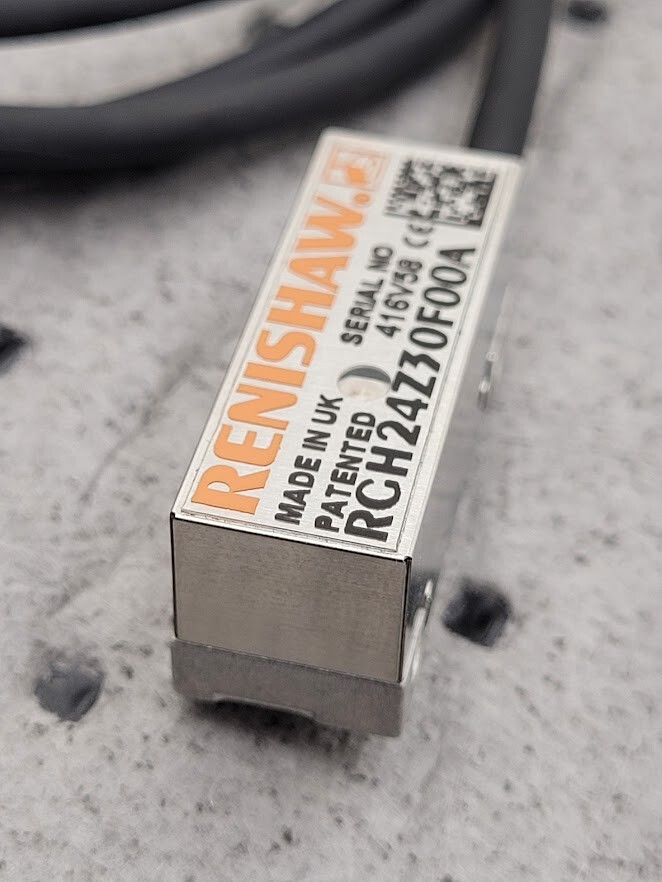 Renishaw Optical Incremental Encoder Read Head RGH24Z30F00A RGH24 0.5um 2m