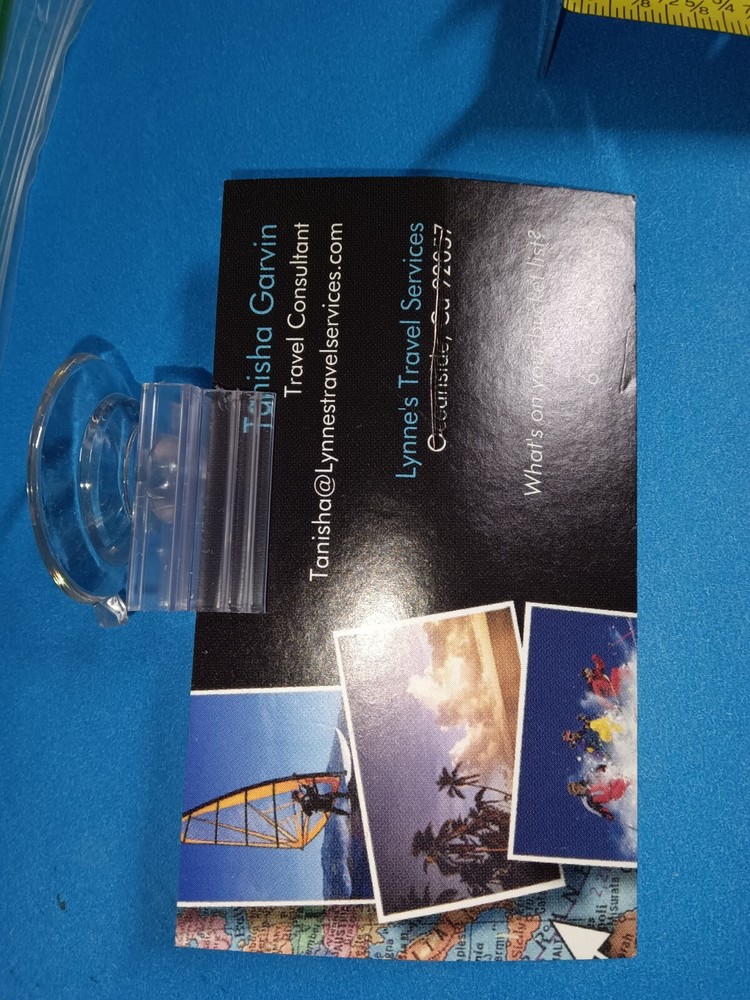 Small suction cup banner holder