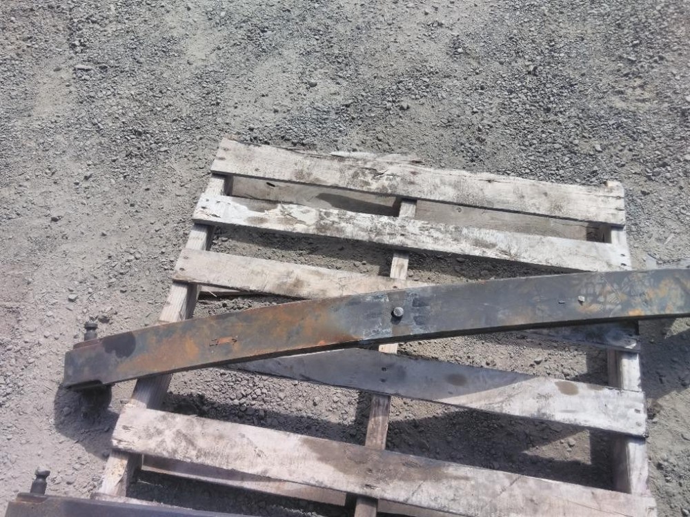 Replaces 2012 PETERBILT 384 FRONT LEAF SPRING , WA