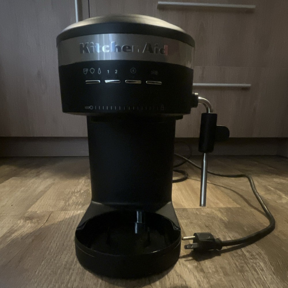 Display unit KitchenAid Black Espresso Machine(for parts)
