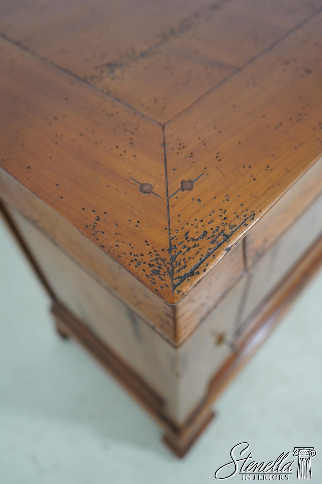 L61269: Italian Continental Style Distressed Finish Cabinet