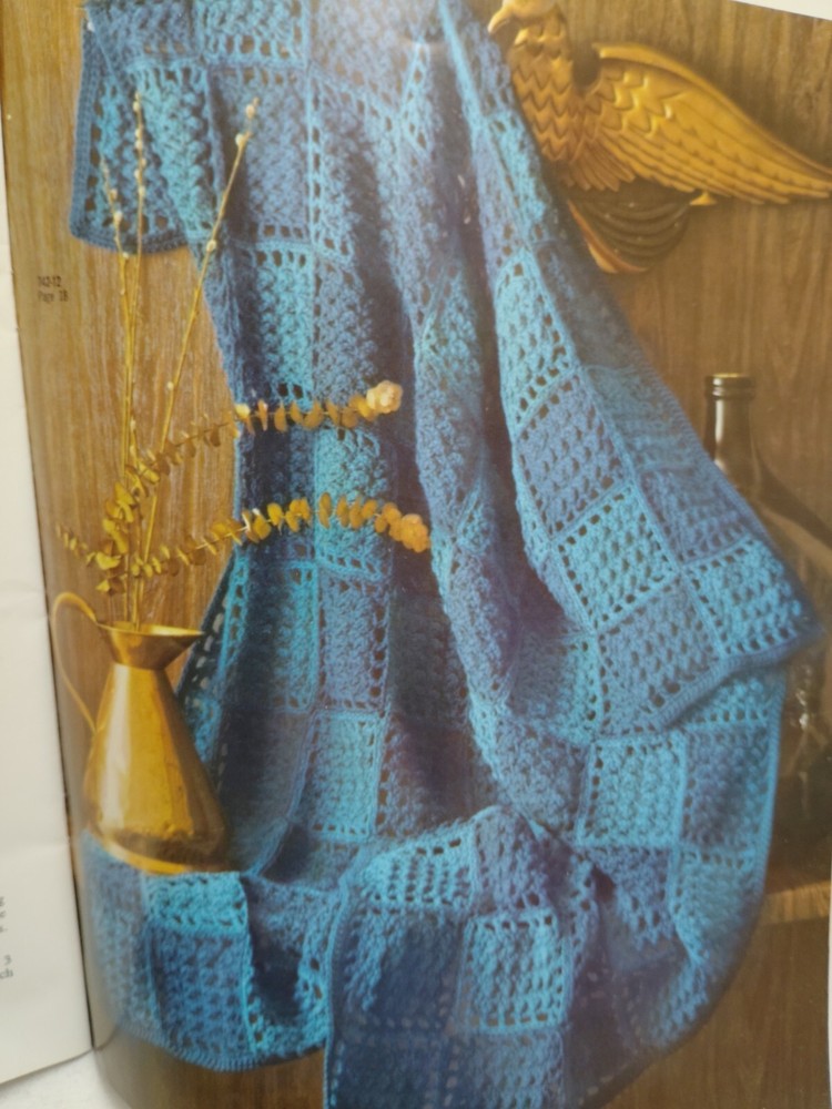 Afghans Ripple Patchwork Knitting Crochet Pattern Book 742 Columbia Minerva VTG
