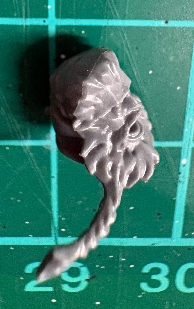 Space Wolves Space Marine Head E Unhelmeted Braided Beard 40K Bits Kitbash