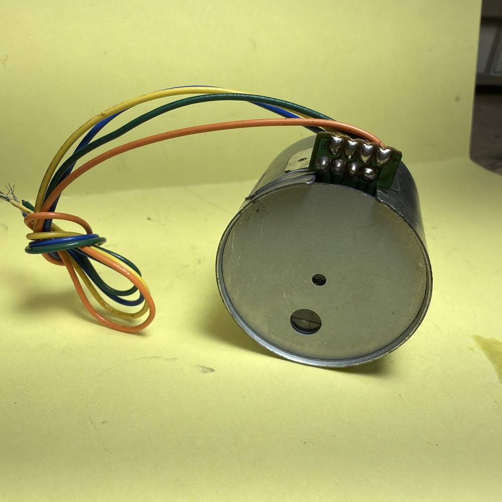 Sankyo BFW2R Capstan Motor Tested Pull from Sharp - 4 Wire 12V w Brass Pulley
