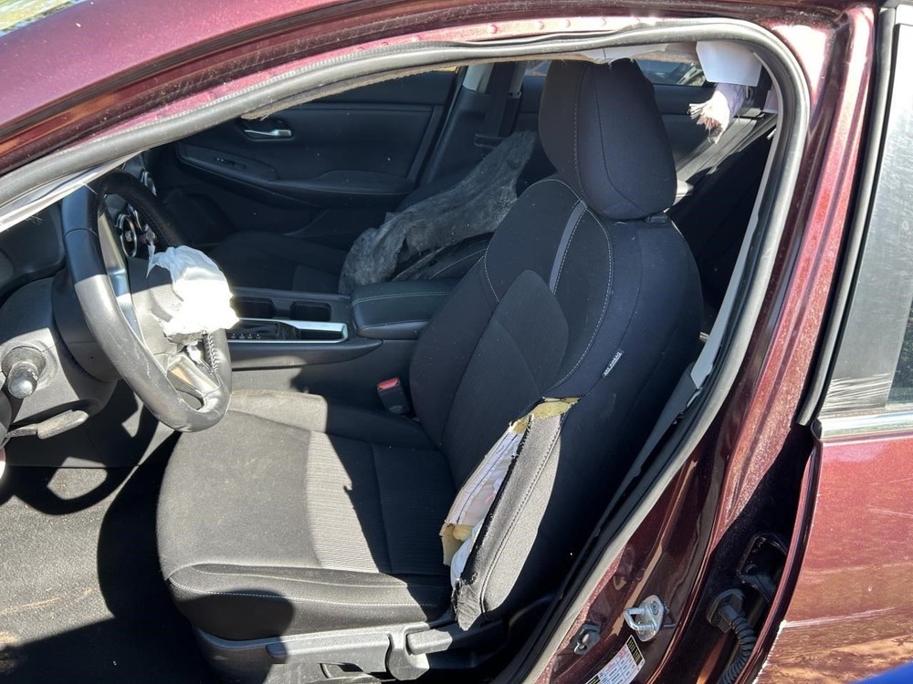 SENTRA 2022 Keys/Latches/Locks 104889989