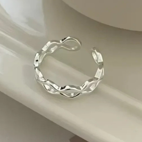 Sterling Silver Adjustable Ring | Minimalist Ring Exquisite and Realistic Design