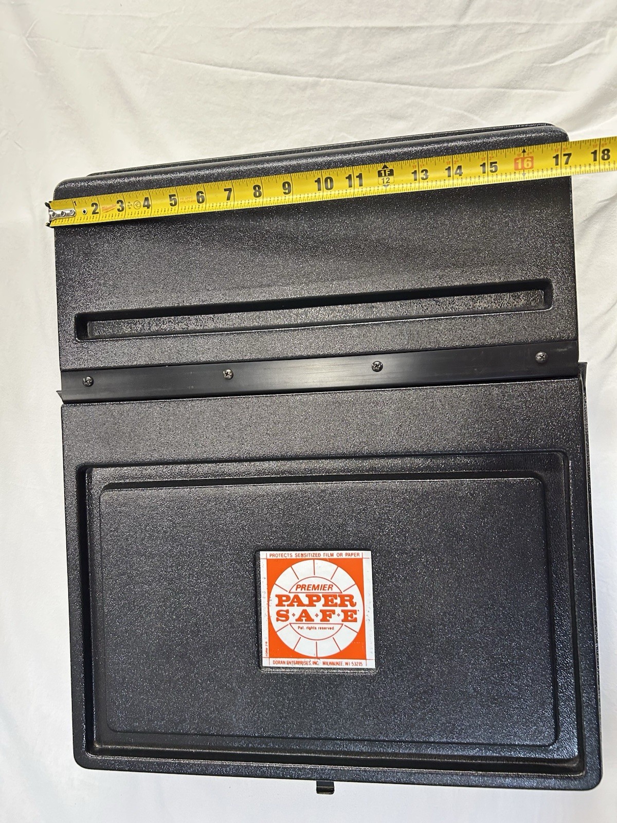 Large Premier Paper Safe 16x20 Art/Photo Protection