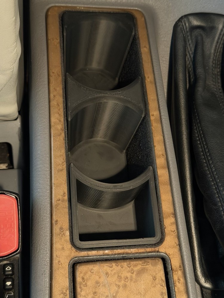 BMW E31 1990-1999 Cup Holder