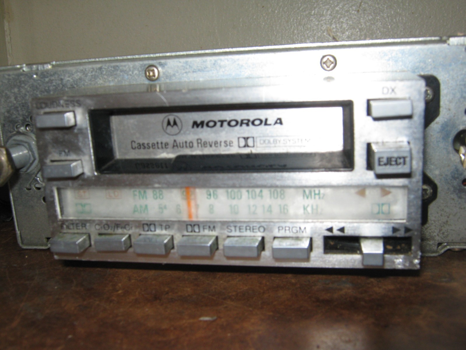 Motorola Car Stereo am fm Cassette TC894AX AM FM vintage old school with box