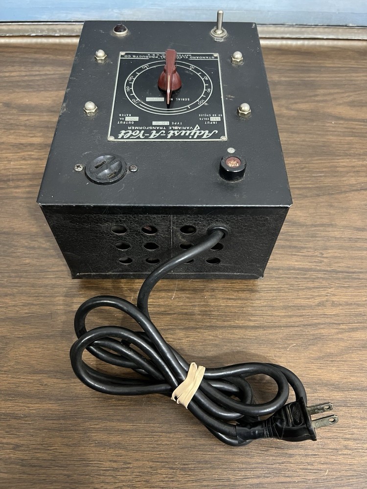 Standard Electrical Products ADJUST-A-VOLT Variable Transformer 140V max. 500 VA