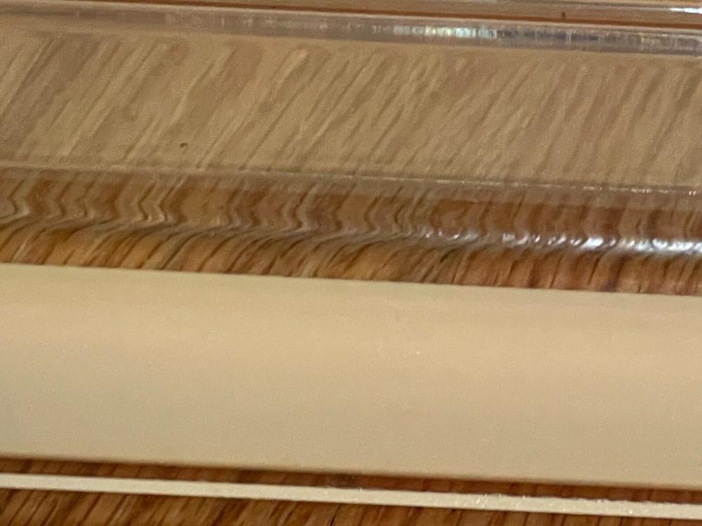 LUCITE NEEDLEPOINT/CROSSSTICH CANVAS HOLDER