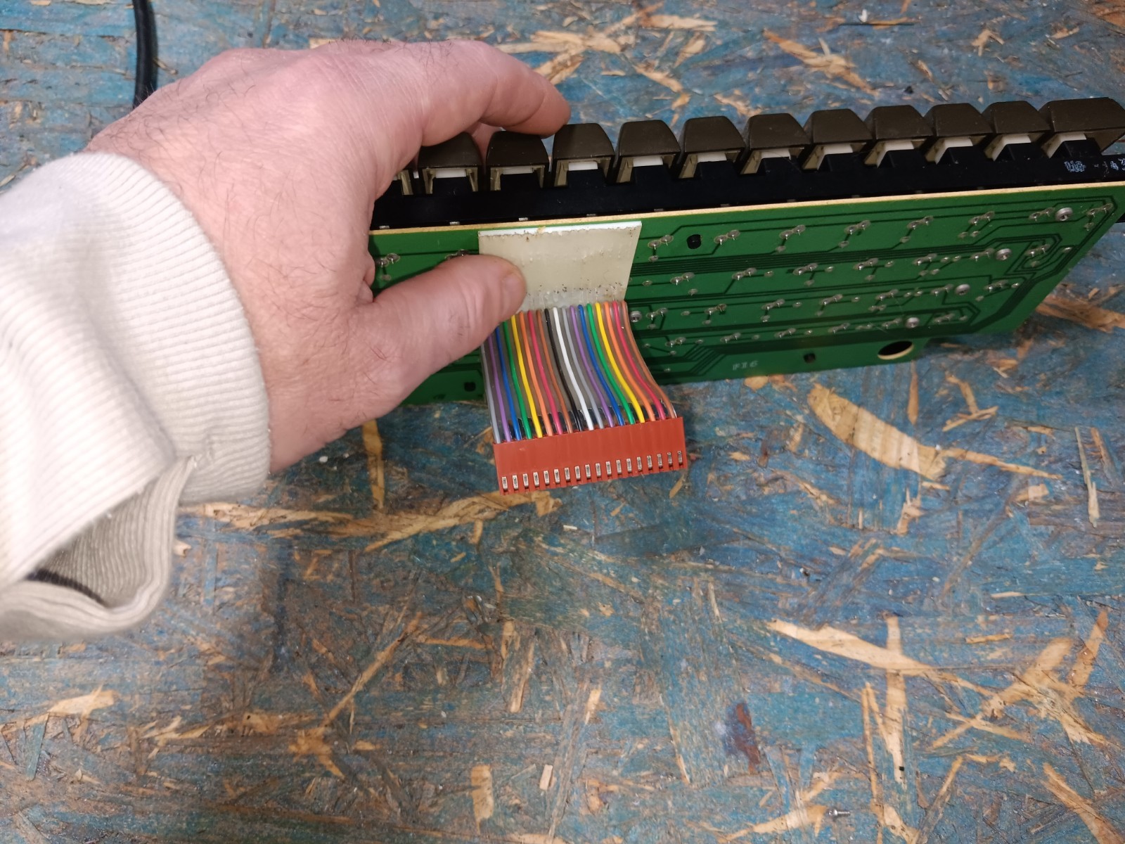 Atari 800 EXACT HI-TEK 373-700115A KEYBOARD-GOOD-QUICK TESTED-KEYS COME OFF-SEE