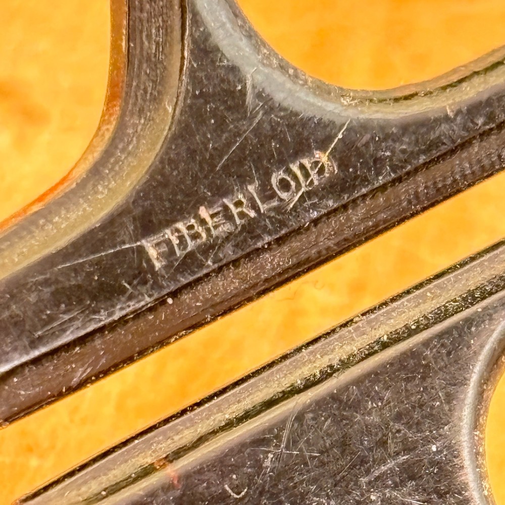 Vintage Art Deco MCM Sewing Scissors, 4.5"