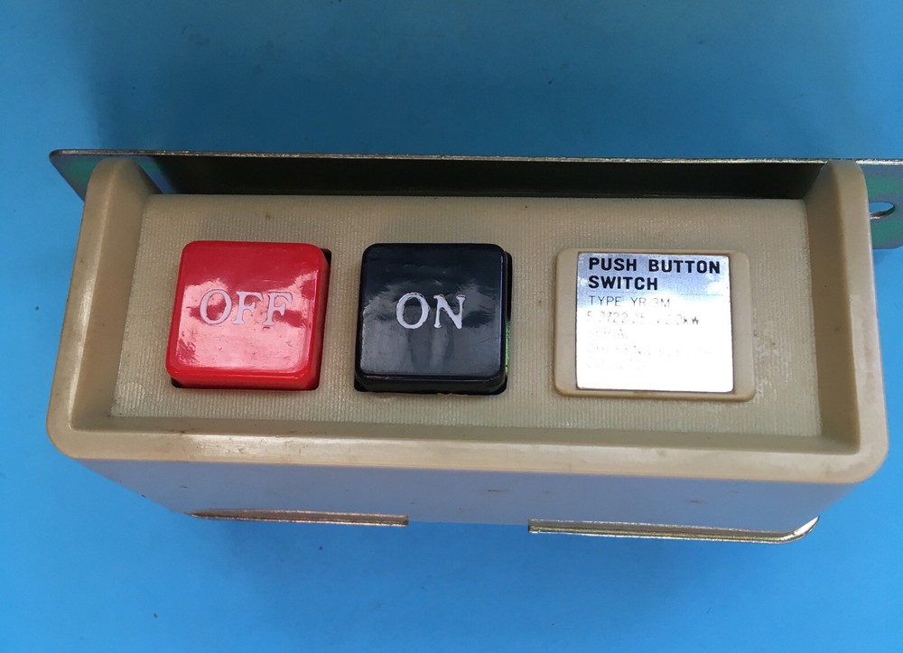 *NOS* T75-UNBRANDED-PUSH BUTTON SWITCH  *FREE SHIPPING*