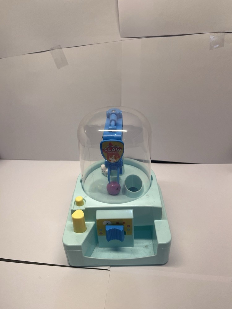 Mochi Claw Machine ￼