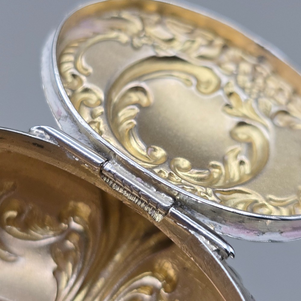 Antique Solid Silver Snuff/Pill Box Birmingham 1901 Gilt Interior Rococo Design