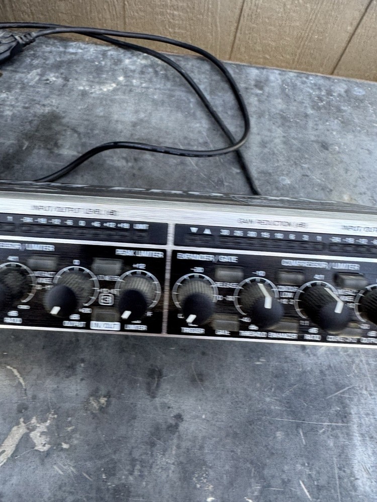 Behringer Multicom Pro-XL MDX4600 Audio Interactive Quad Dynamics Processor