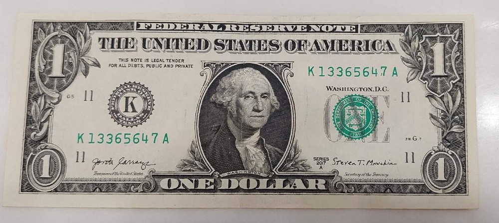 $1 Bill Misaligned One Digit Serial Number *7* STUCK DIGIT Minor ERROR Misprint