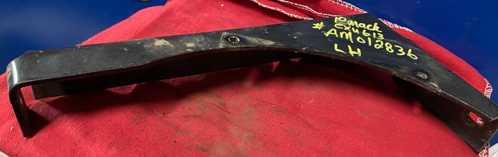 MACK 613 FAIRING SIDE SKIRT, SUPPORT, HANGER, BRACKET