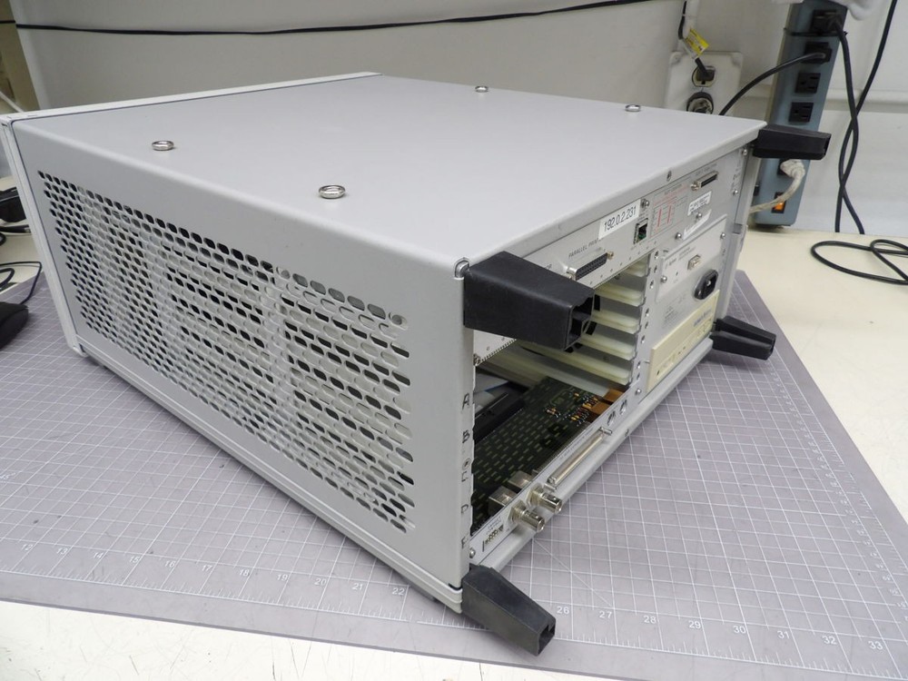 AGILENT 16700B LOGIC ANALYSIS SYSTEM M5174