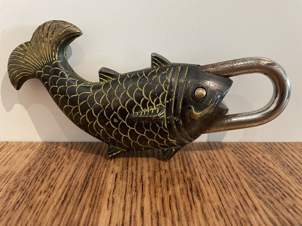 Solid Brass Fish Carp Padlock with 2 Keys, Great Used Condition Lock!!!!
