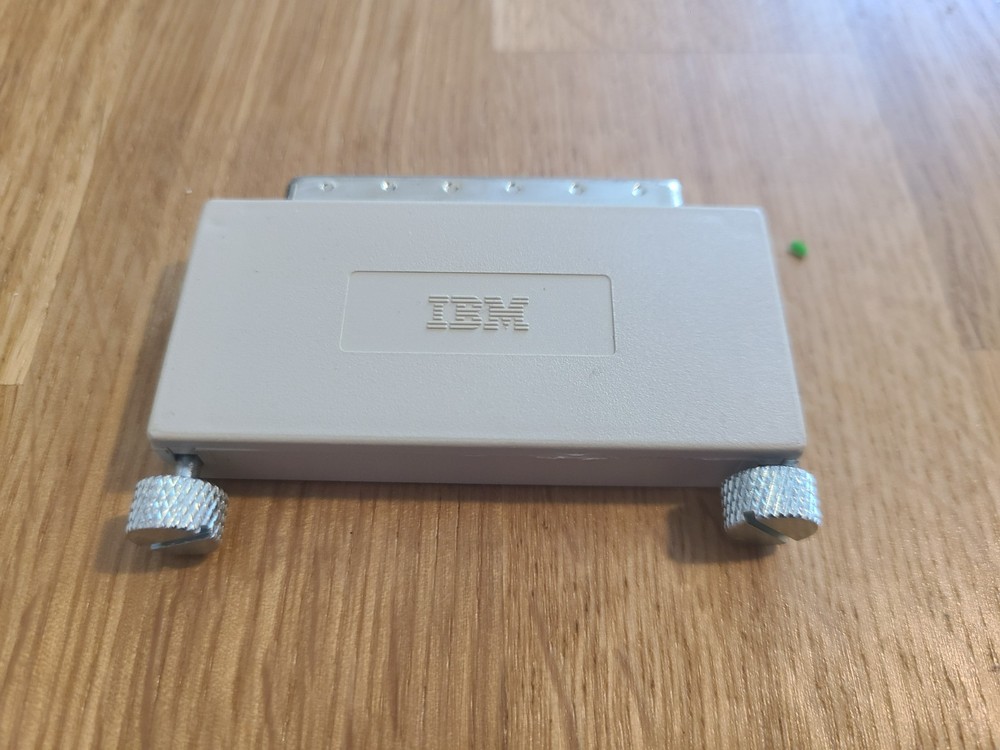 IBM 4206 Server LVD Multi-Mode Terminator, 23R5841