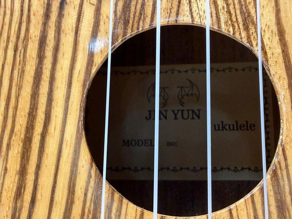 JINYUN striped pattern concert ukulele used